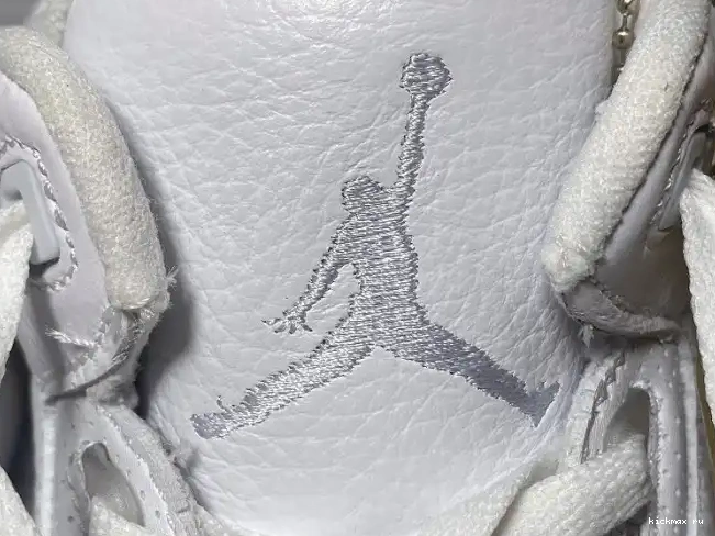 Cheap MAX Retro Air White Triple Jordan 3 136064-111 0606